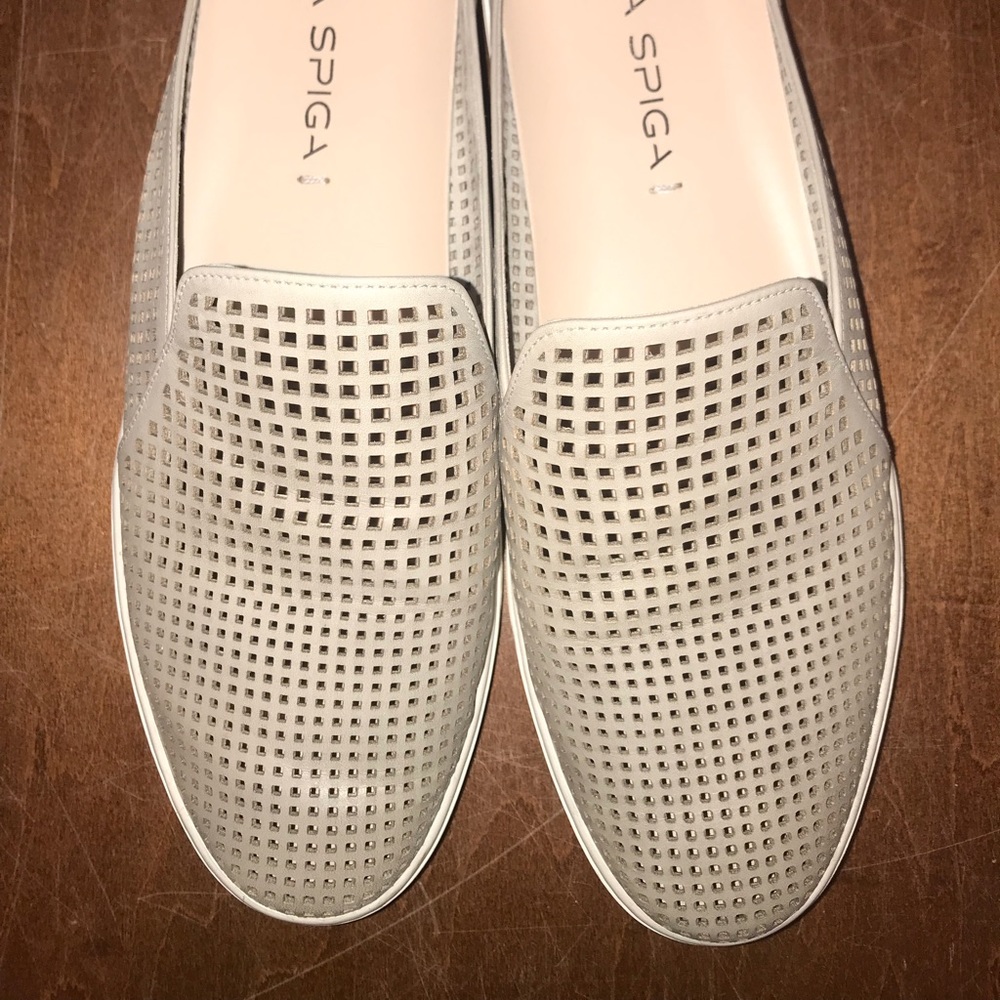 Size 7 Via Spiga sandals - Picture 3 of 3